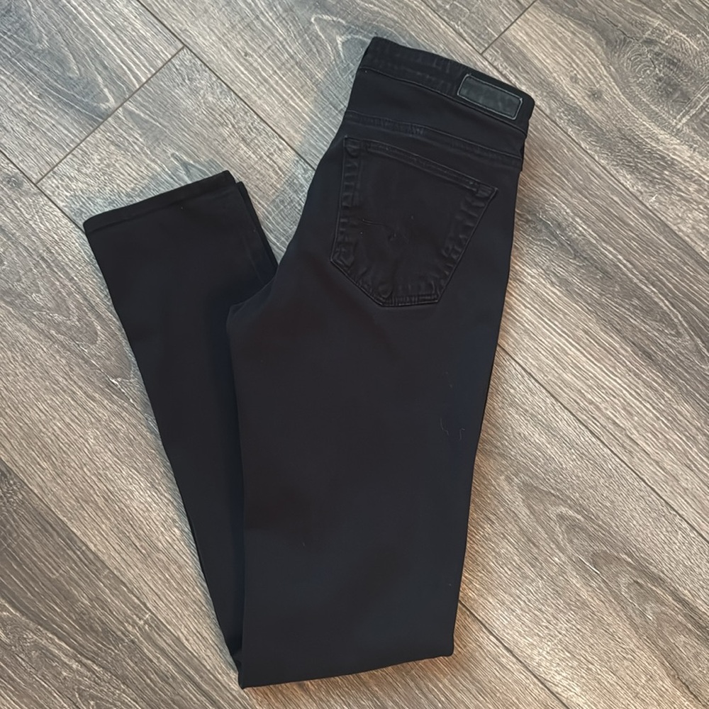 AG The Stilt Cigarette Leg black denim